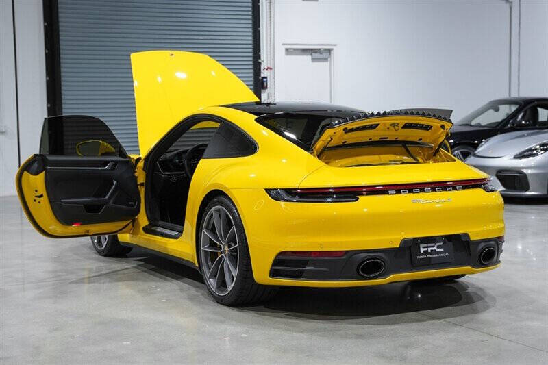 2020 Porsche 911 Carrera S