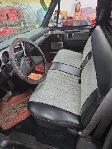 1983 Chevrolet Silverado 1500 SS Classic