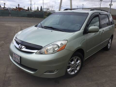 2006 Toyota Sienna for sale at Lifetime Motors AUTO in Sacramento CA