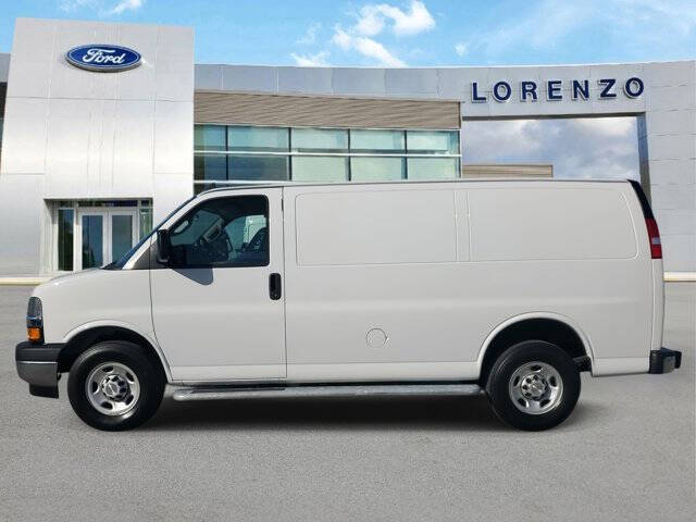 2024 Chevrolet Express 2500