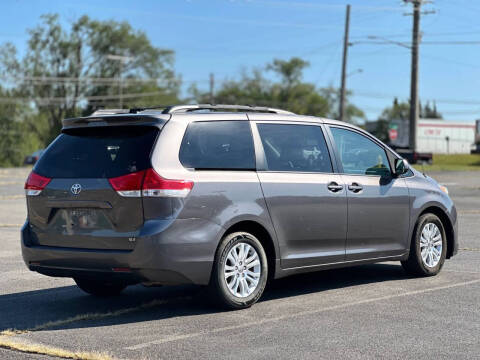 2013 Toyota Sienna