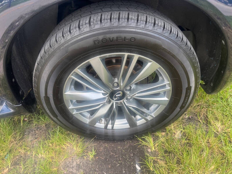 2021 Infiniti QX80 Premium Select