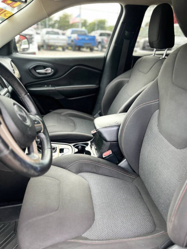 2017 Jeep Cherokee Latitude