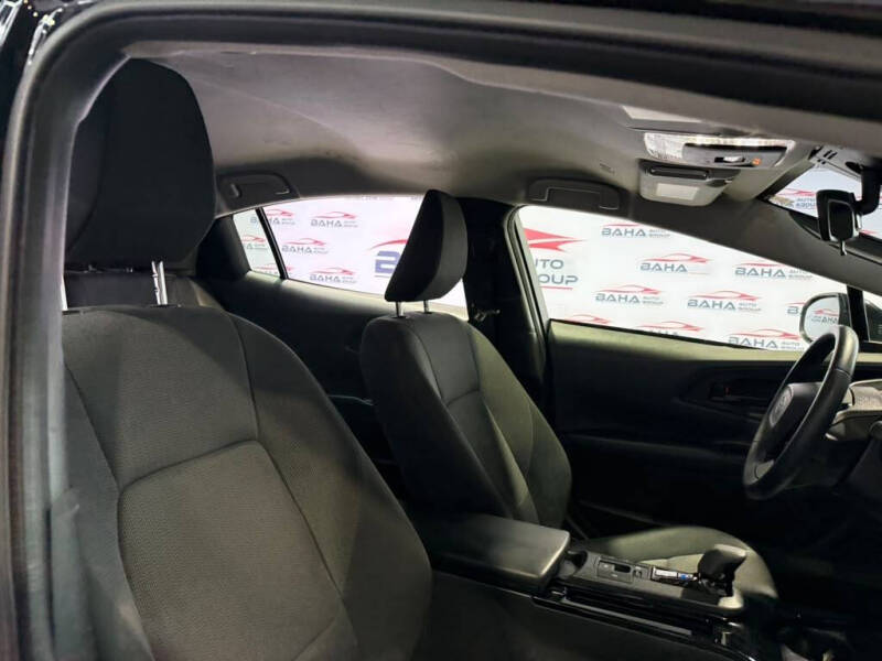 2025 Toyota Prius LE