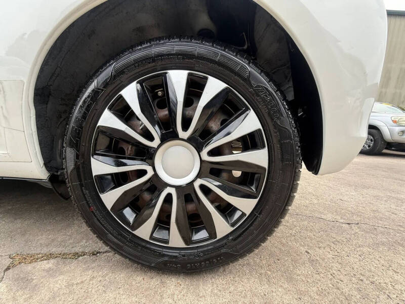 2012 Toyota Yaris