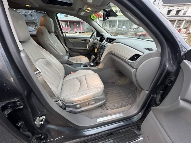 2014 Chevrolet Traverse LTZ