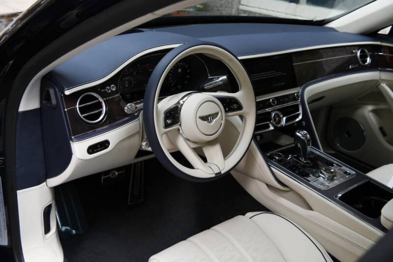 2025 Bentley Flying Spur Speed