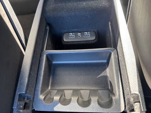 2023 Chrysler 300 S V6