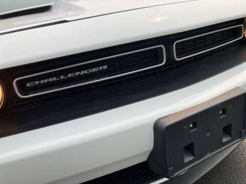 2016 Dodge Challenger SXT