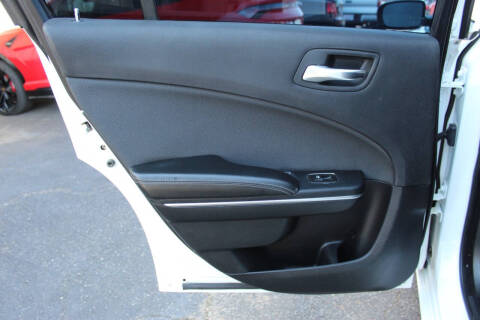 2015 Dodge Charger SE