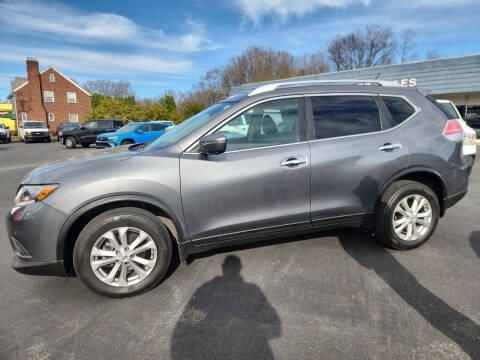 2015 Nissan Rogue for sale at COLONIAL AUTO SALES in North Lima OH