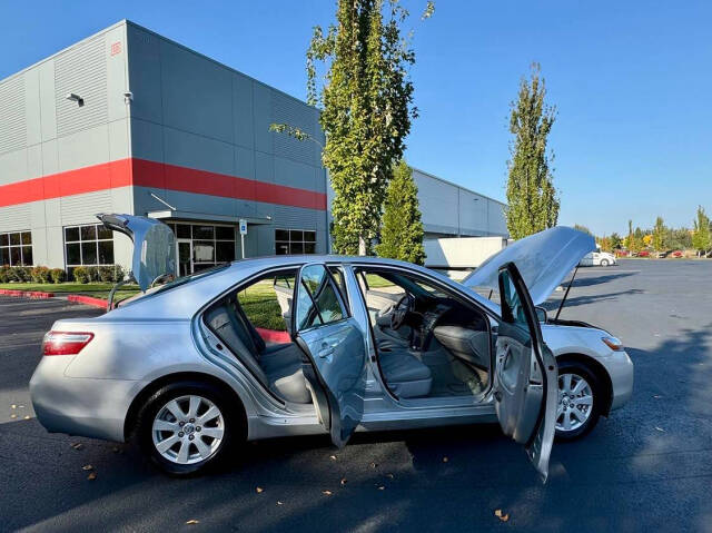 2008 Toyota Camry Hybrid for sale at MISHA MASTER MOTORZ LLC in Portland, OR