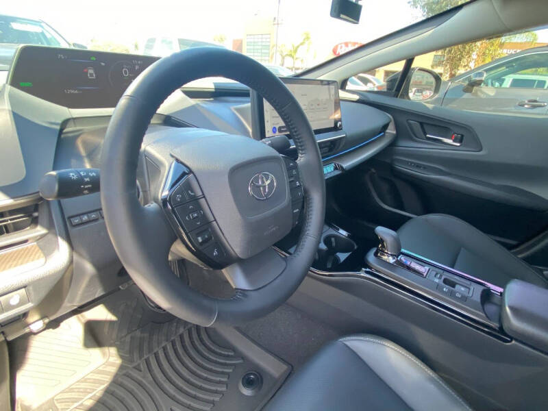 2024 Toyota Prius XLE