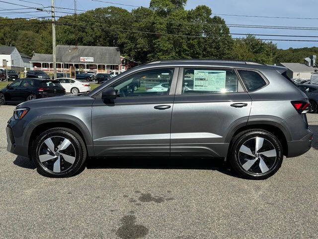 2025 Volkswagen Taos S 4Motion