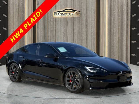 2023 Tesla Model S Plaid