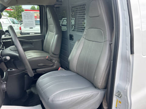 2017 Chevrolet Express 2500