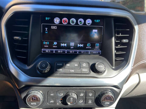 2018 GMC Acadia SLT-1