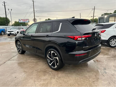 2024 Mitsubishi Outlander