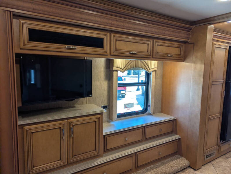 2016 Newmar Ventana LE 3725