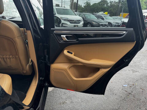 2018 Porsche Macan S