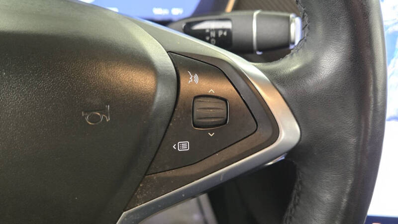 2017 Tesla Model S 75D