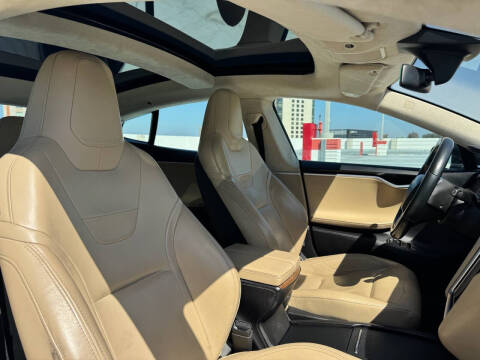 2016 Tesla Model S