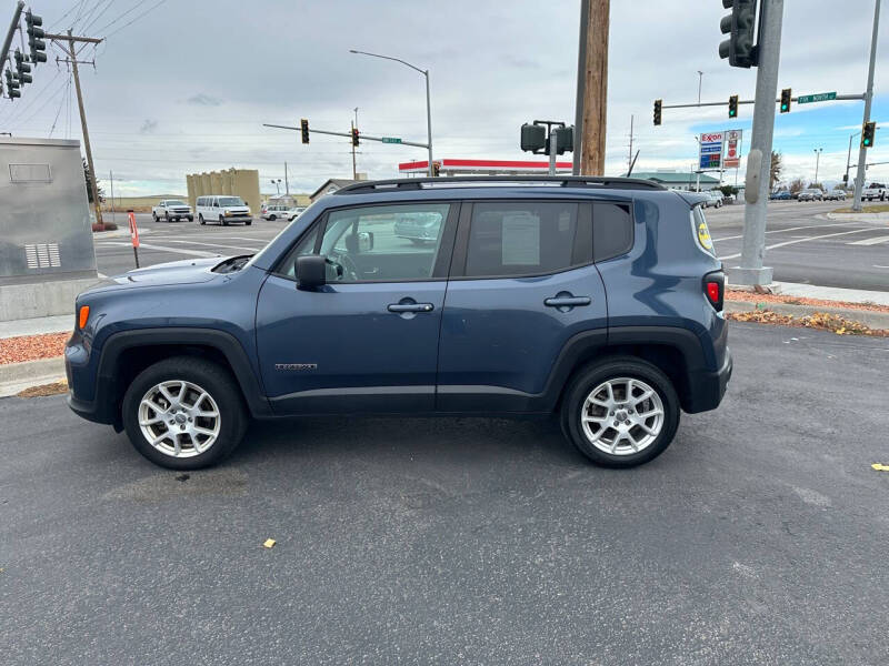 2020 Jeep Renegade Sport photo 2