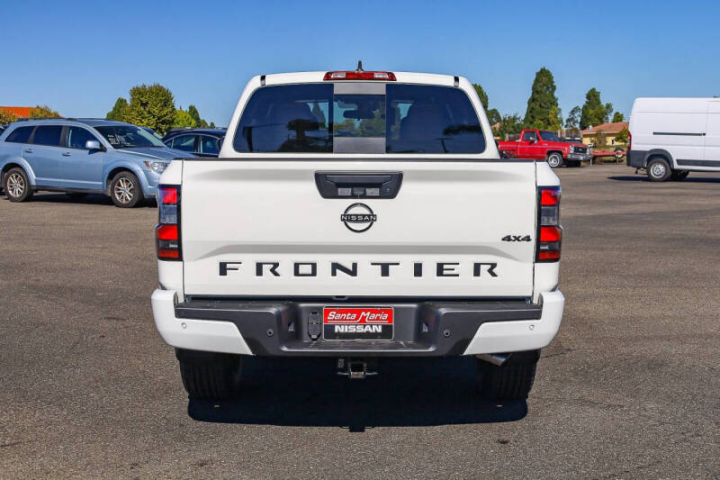 2026 Nissan Frontier SV