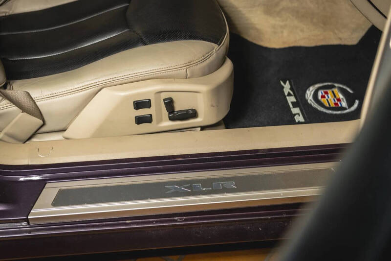 2004 Cadillac XLR
