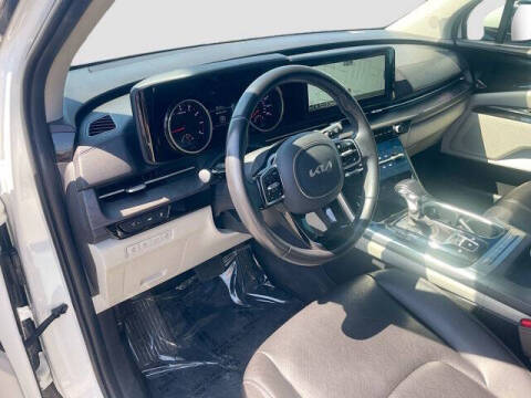 2022 Kia Carnival EX