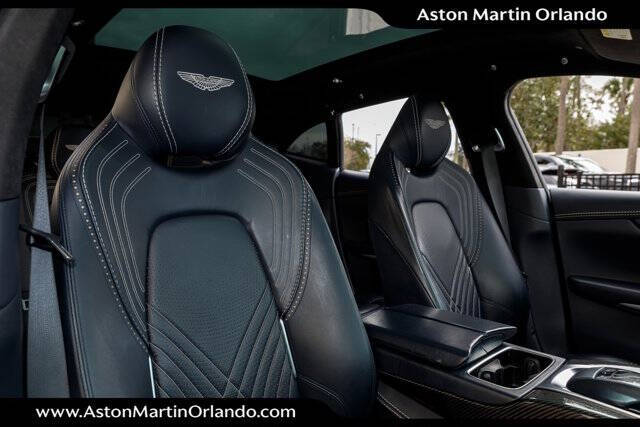 2021 Aston Martin DBX
