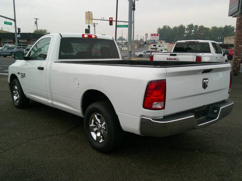 2022 RAM 1500 Classic SLT
