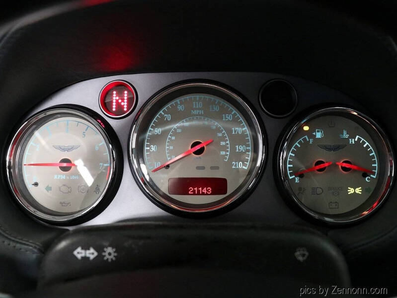 2003 Aston Martin V12 Vanquish