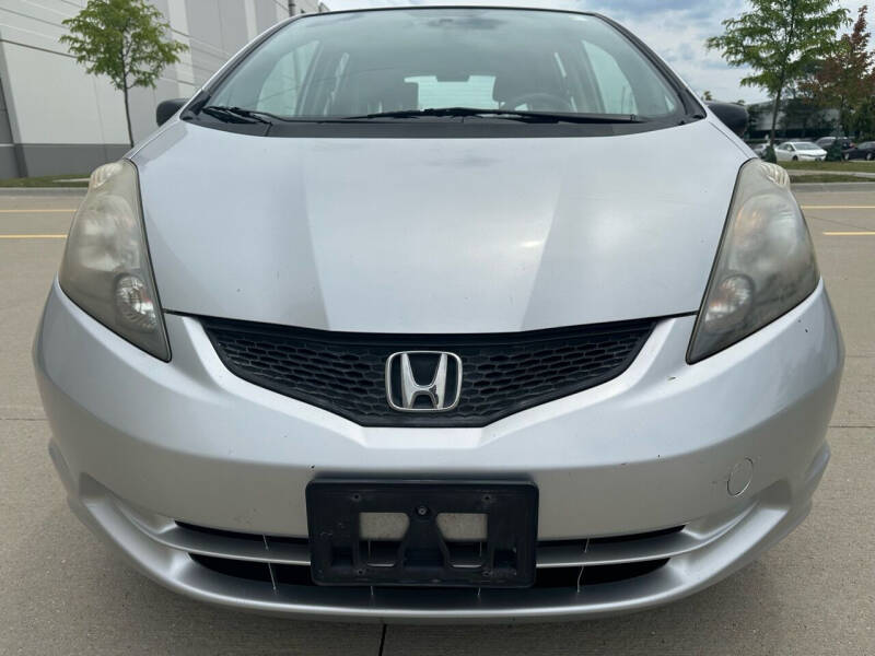 Used 2011 Honda Fit Base with VIN JHMGE8G38BS008576 for sale in Elmhurst, IL