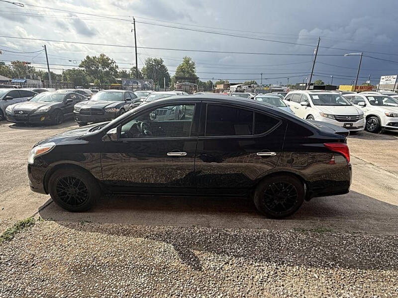 2015 Nissan Versa 1.6 S
