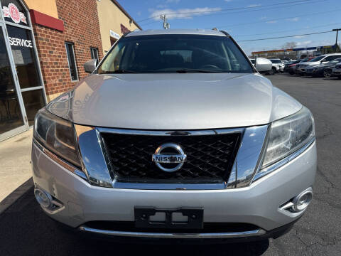 2015 Nissan Pathfinder SL