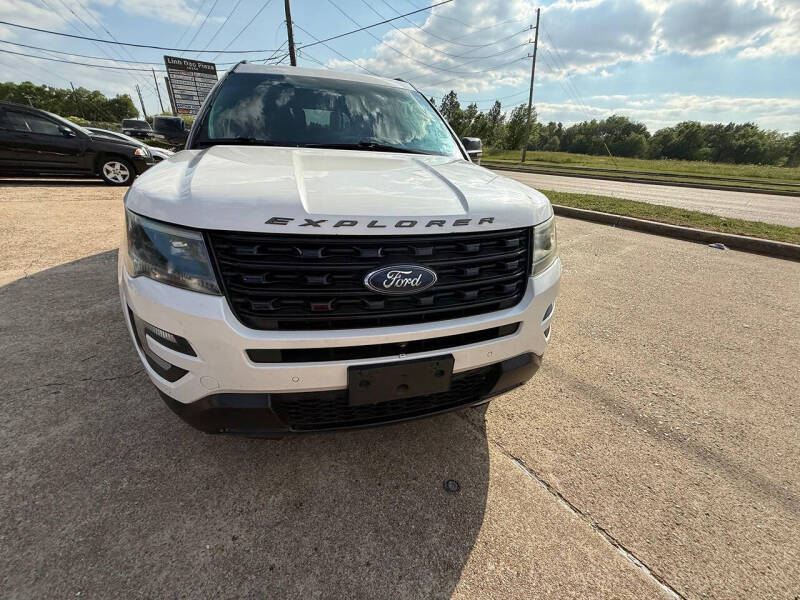 2016 Ford Explorer Sport