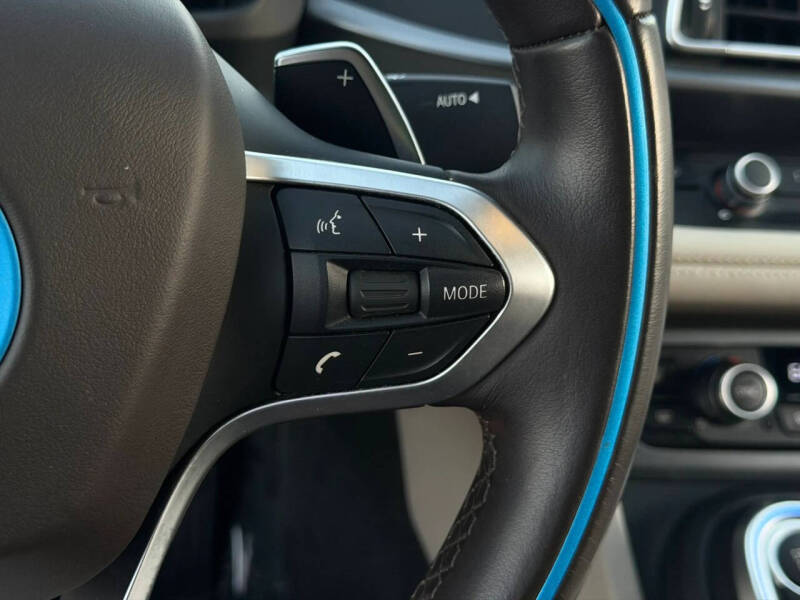 2015 BMW i8