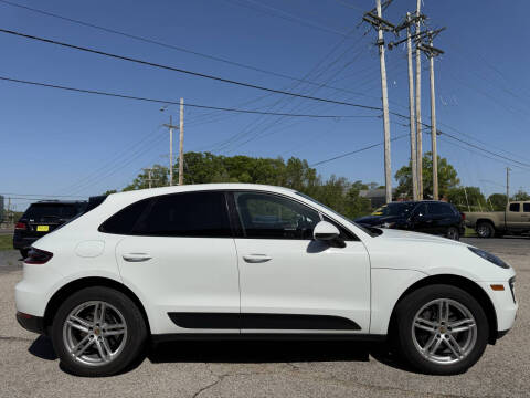 2017 Porsche Macan