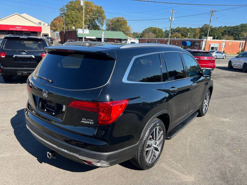 2016 Honda Pilot Elite photo 8