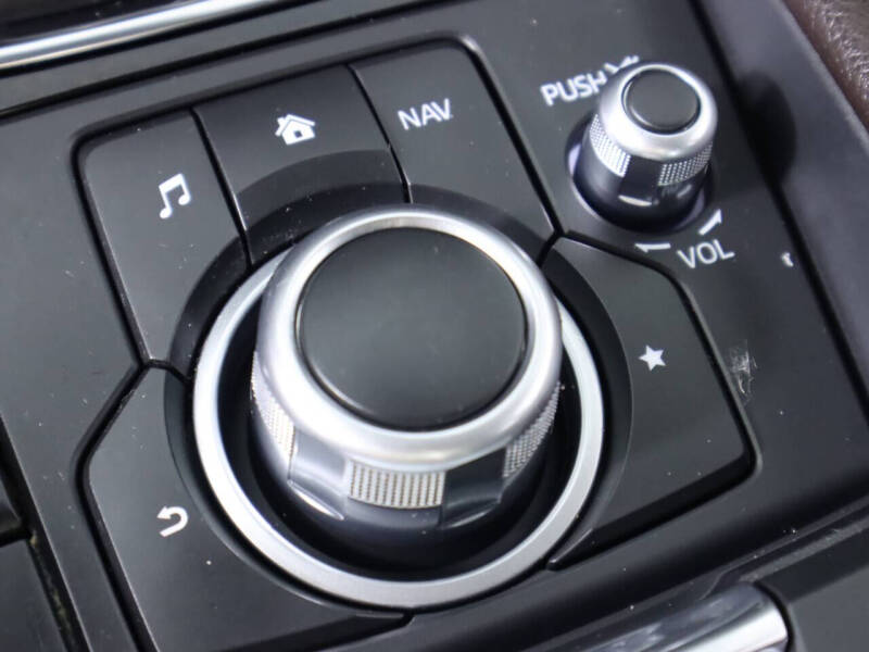 2017 Mazda MAZDA3 Touring