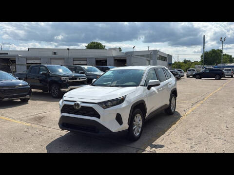 2022 Toyota RAV4 LE