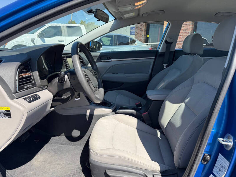 2018 Hyundai Elantra SEL