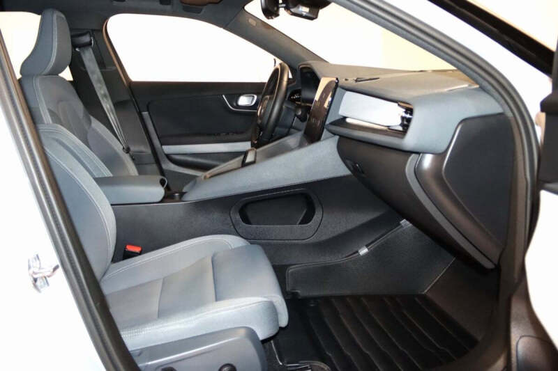 2022 Polestar 2 Long Range Dual Motor