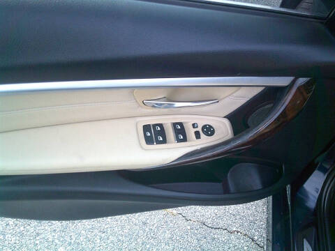 2017 BMW 3 Series 330i