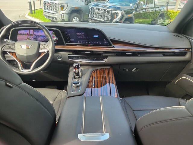 2024 Cadillac Escalade Premium Luxury