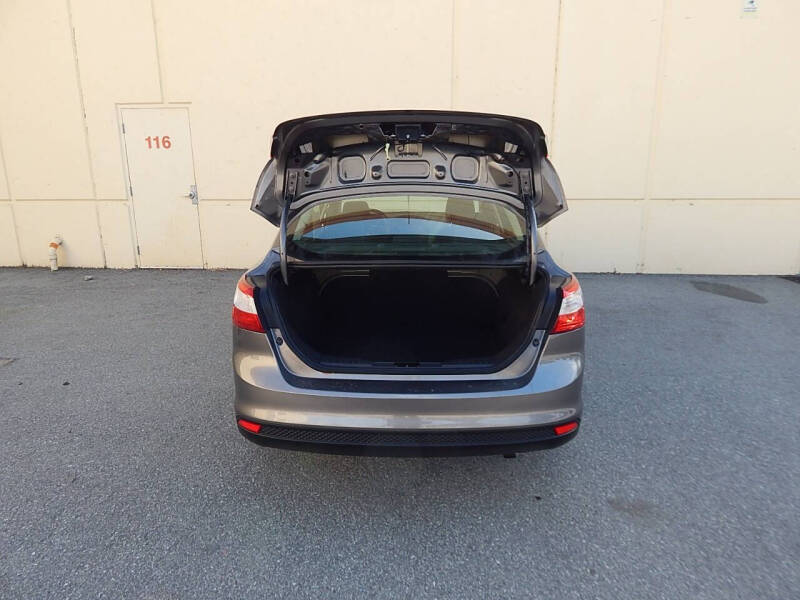 2012 Ford Focus S
