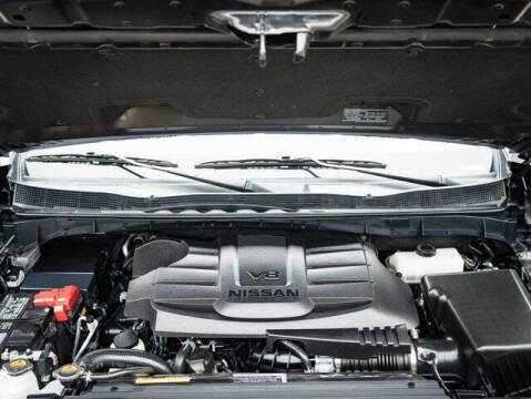 2024 Nissan Titan SV