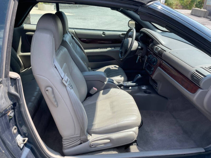 2002 Chrysler Sebring LXi