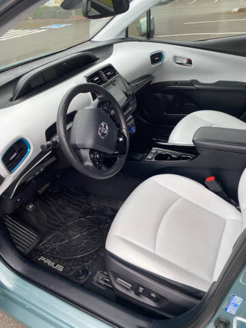 2019 Toyota Prius Limited